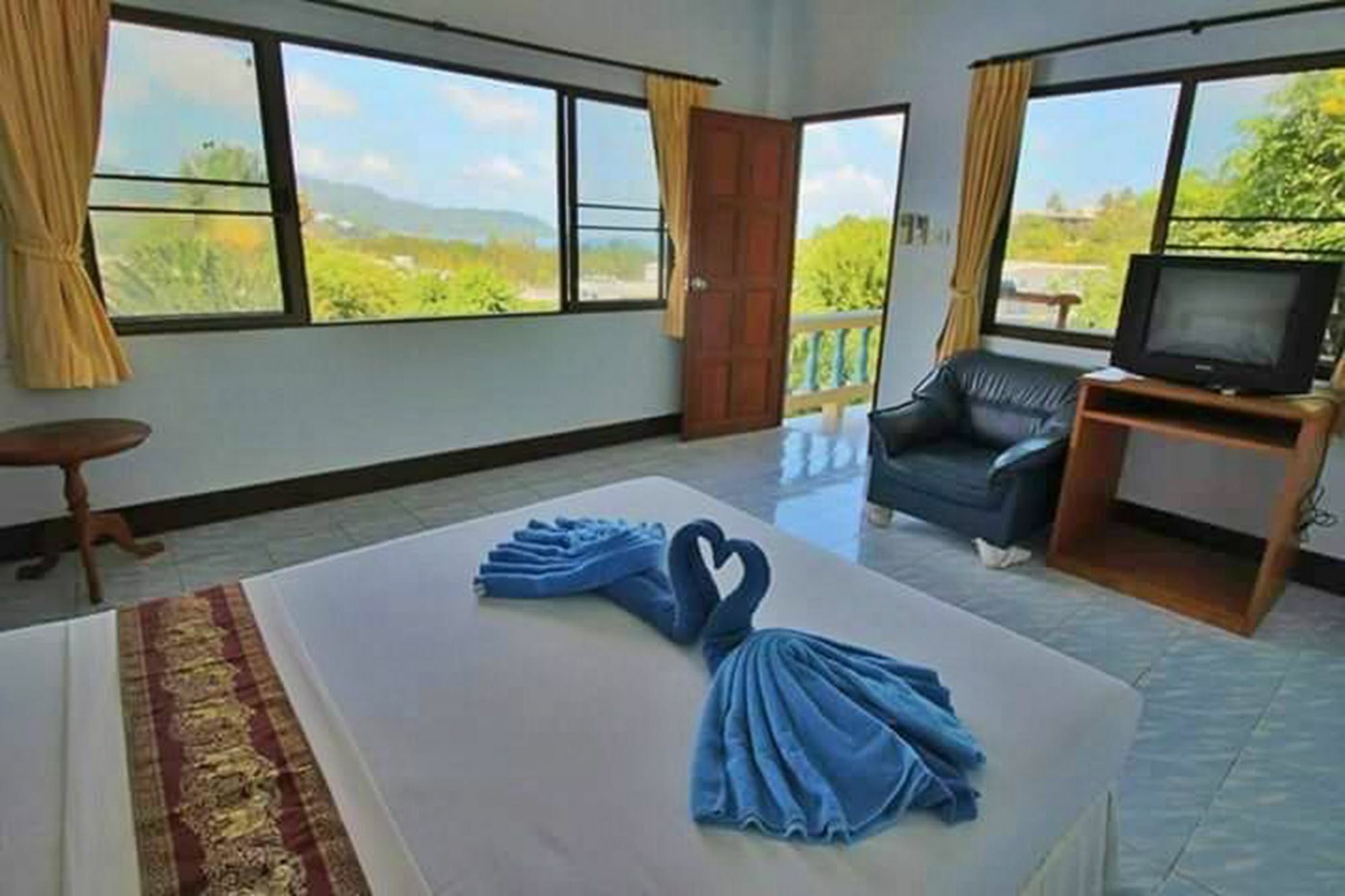 Fantasy Hill Bungalow Kata Beach  Exteriör bild